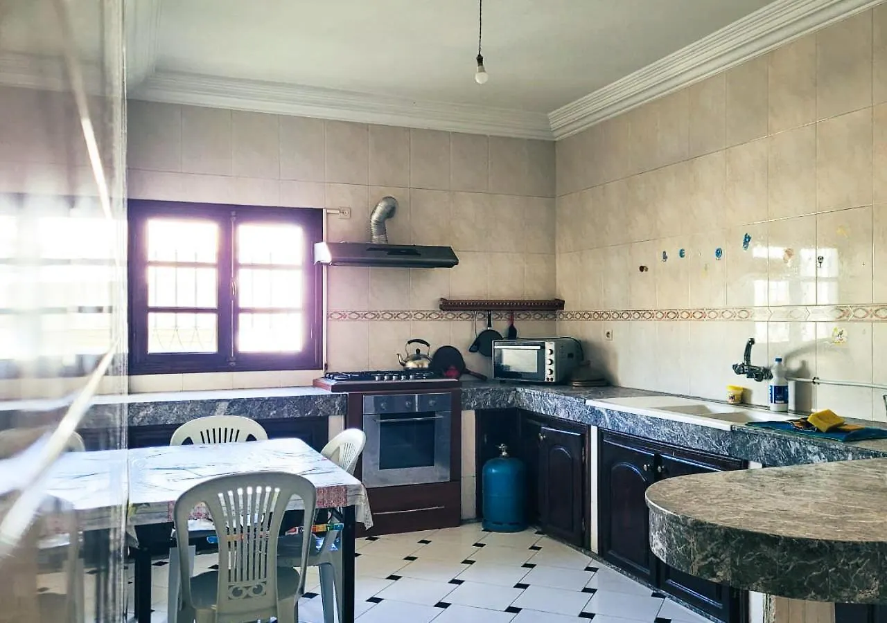 Cozy Moroccan Escape Near Stunning Beach! 阿加迪尔